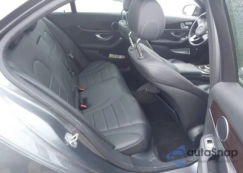 2018 Mercedes-Benz C 300 из США, поврежденный, VIN WDDWF4JB2JR312551